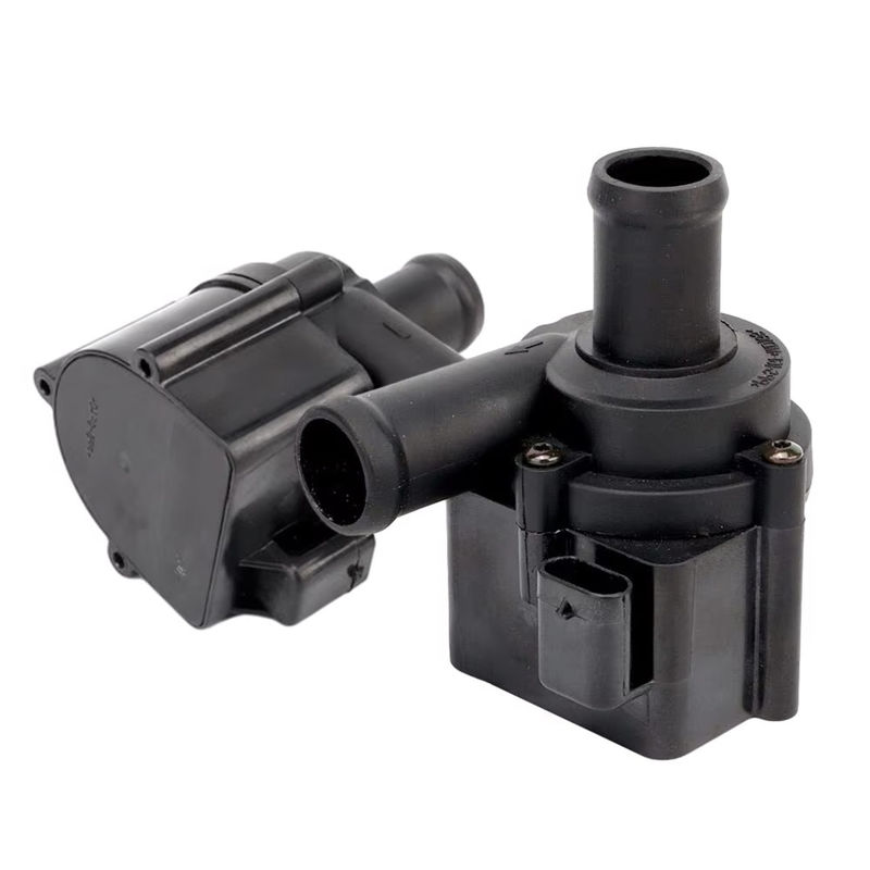 Système de refroidissement des voitures OE 31338211 704773000 Pompes à eau de refroidissement auxiliaires pour Auto Parts S90 V90 XC90