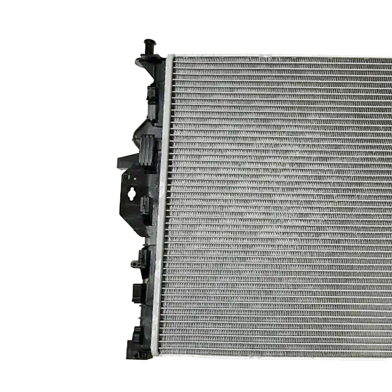Le radiateur WOMALA LR070463 pour Land Rover Discovery Spor Range Rover Evoque 2020