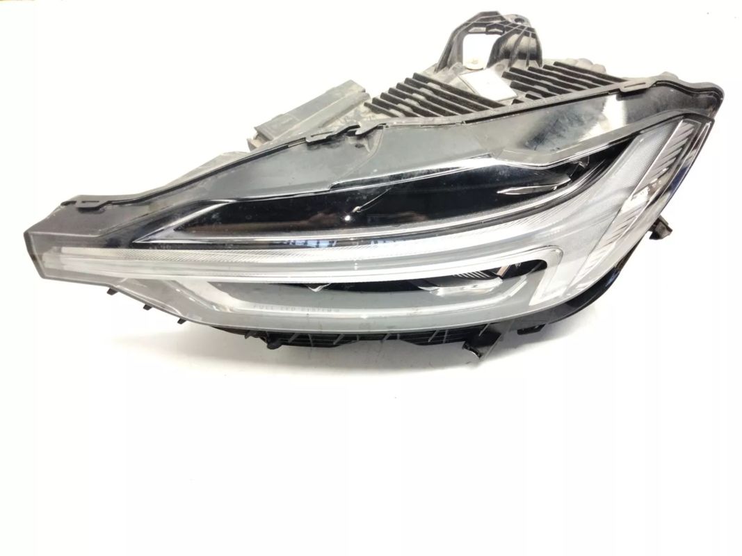 Phare Womala OE 31656554 pour Auto Parts XC60 18- Pièces détachées auto