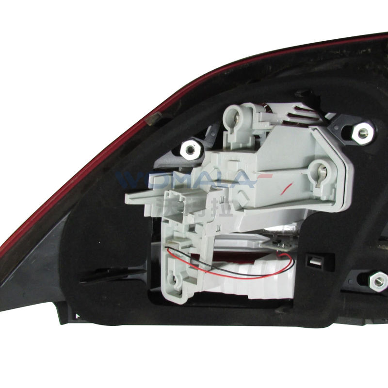 Feu arrière droit Womala OE 30796268 Couvercle de feu arrière pour Volvo S60 2011-2016