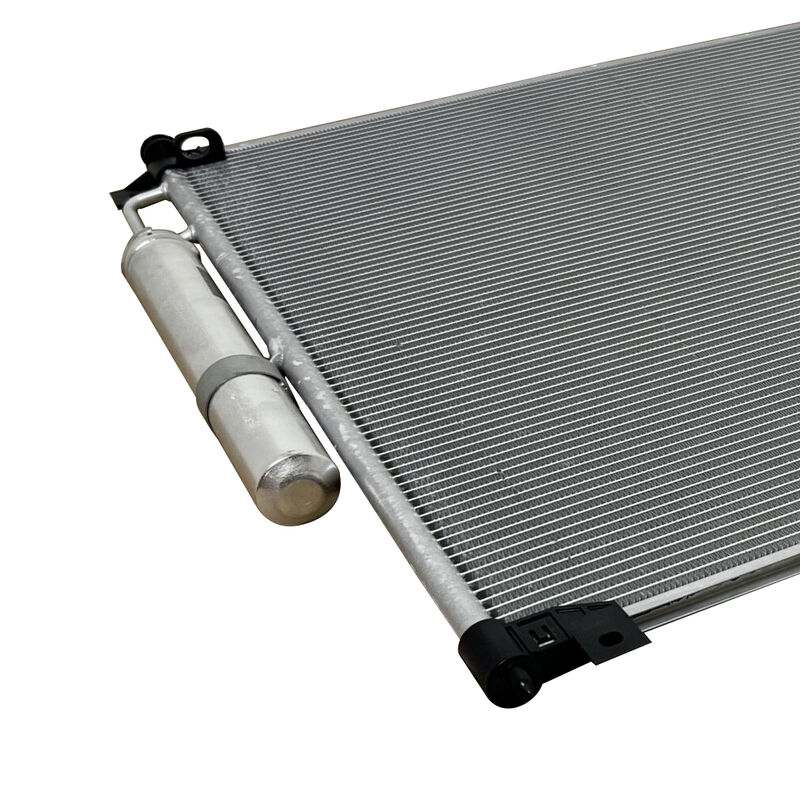 Condensateur de climatisation Womala LR106642 pour le Land Rover Range Rover Sport Discovery