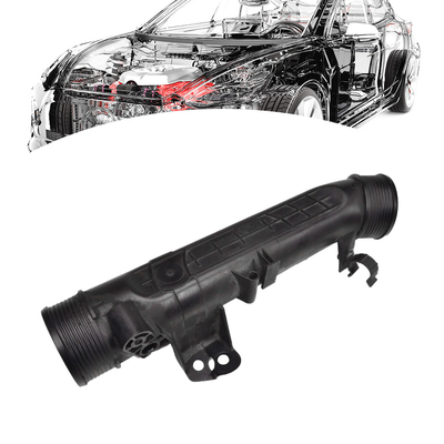 Le système de refroidissement de l'intercoolant diesel Womala est équipé d'un tuyau 31368609 pour le S60 Diesel 2016.