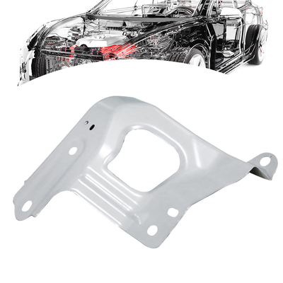 FEM Bracket Fender côté gauche 1504589-S0-A-P pour le modèle Y